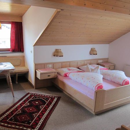 Gaestehaus Valentina Mayrhofen Ngoại thất bức ảnh