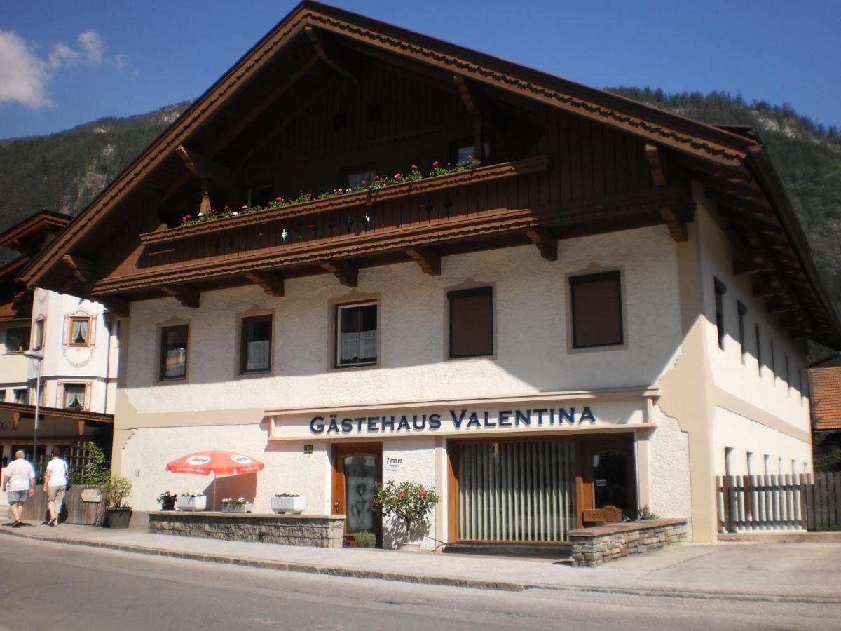 Gaestehaus Valentina Mayrhofen Ngoại thất bức ảnh