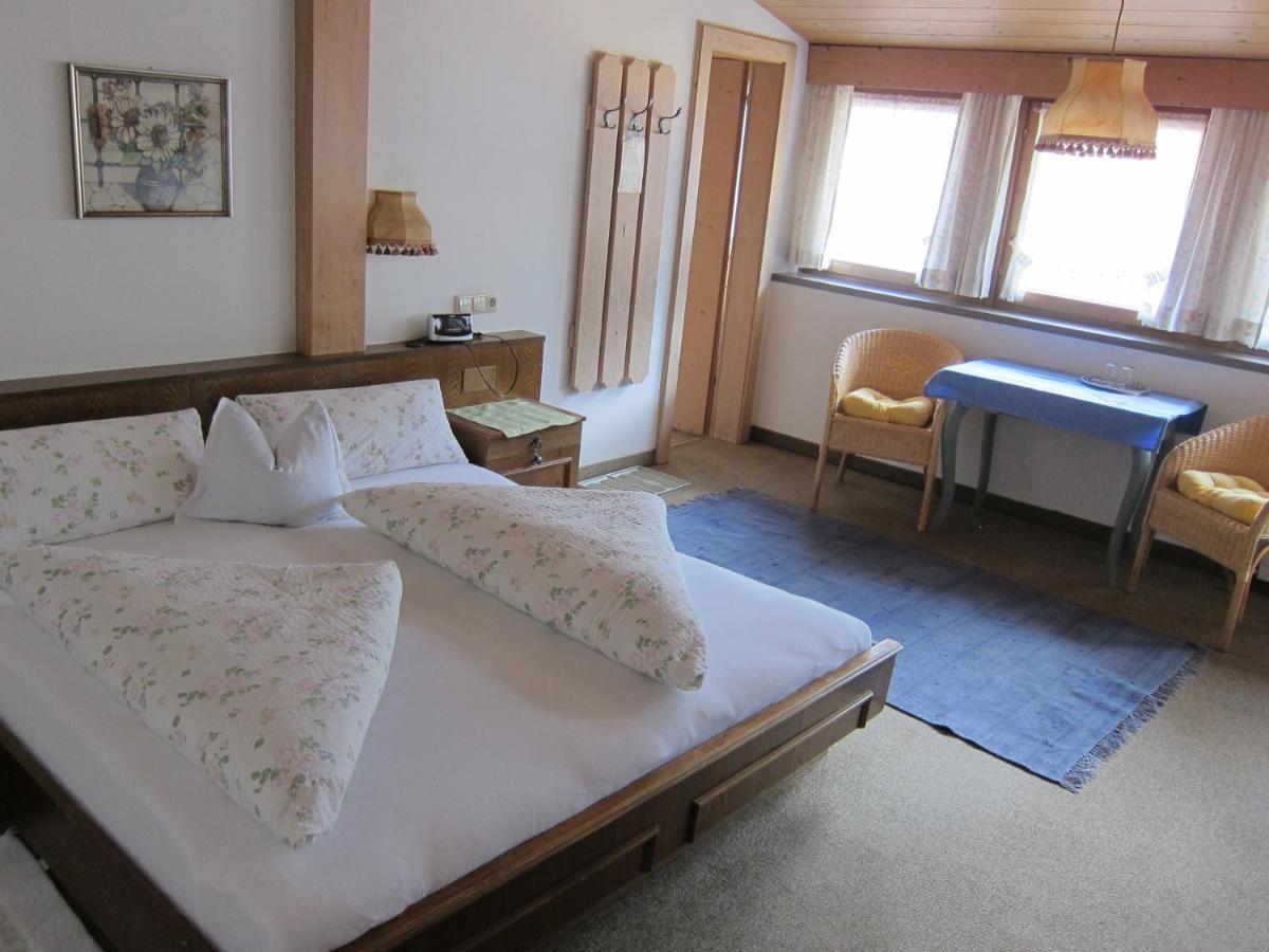 Gaestehaus Valentina Mayrhofen Ngoại thất bức ảnh